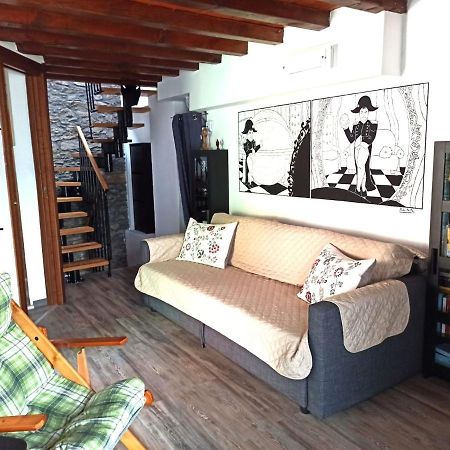 شقة Maison Bellevue - Locazione Turistica Breve أَويستا المظهر الخارجي الصورة